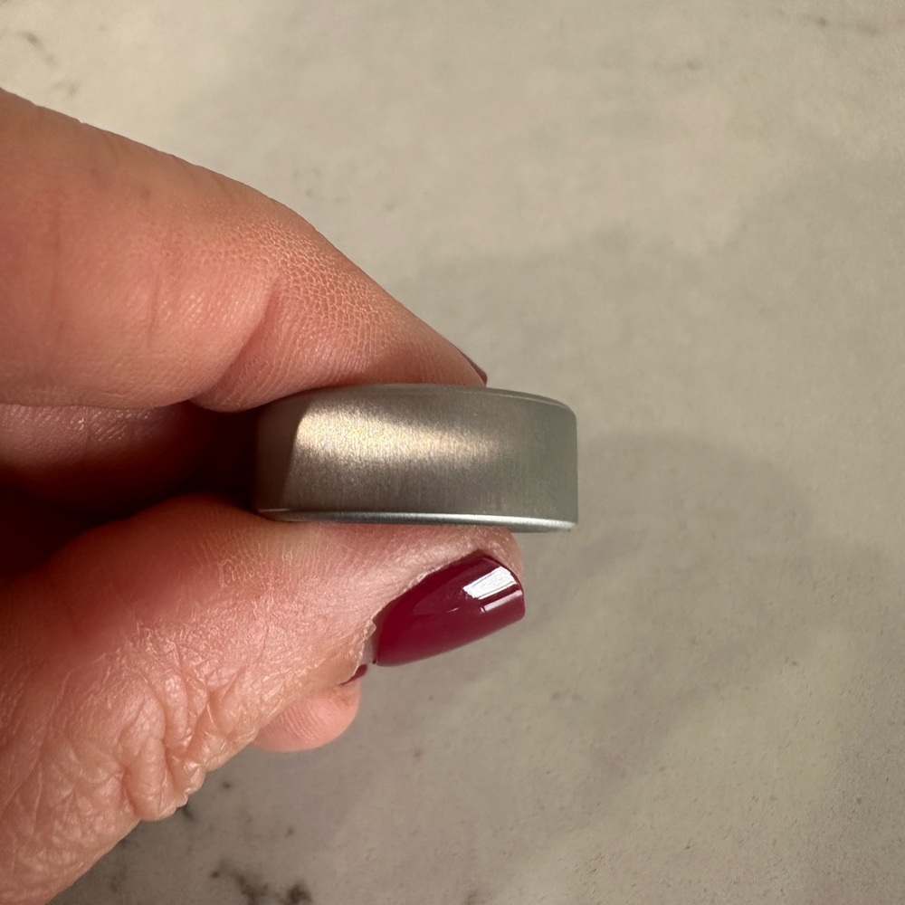Oura Ring 4 size 5 brushed silver